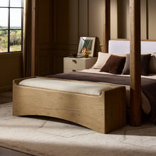 Load image into Gallery viewer, Balon Trunk Bench