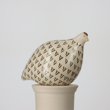 Load image into Gallery viewer, Quail White Speckled Black - Pascal