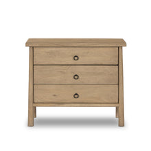 Load image into Gallery viewer, Freddie Chest