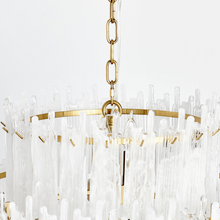 Load image into Gallery viewer, Everleigh Chandelier