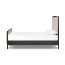 Load image into Gallery viewer, Glenview Bed