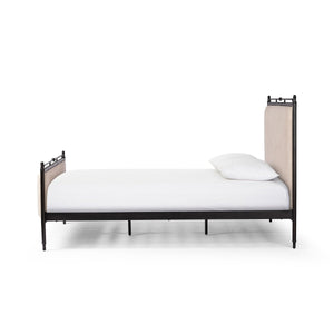 Leyla Bed