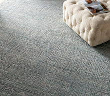 Load image into Gallery viewer, Noble Rug
