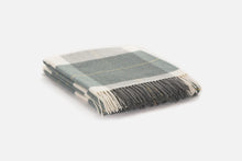 Load image into Gallery viewer, Glynn Lambswool Throw Blanket