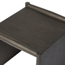 Load image into Gallery viewer, Glenview End Table