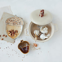 Load image into Gallery viewer, Stoneware Acorn Dish