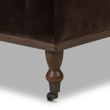 Load image into Gallery viewer, Harlin Chair
