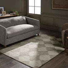Load image into Gallery viewer, Teddy Rug