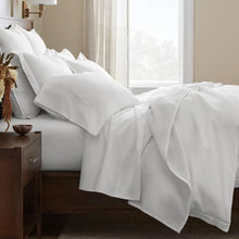 Load image into Gallery viewer, Signature Hemmed Sheet Set