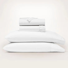 Load image into Gallery viewer, Signature Hemmed Sheet Set