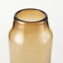 Load image into Gallery viewer, Amara Vase