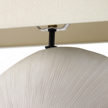 Load image into Gallery viewer, Busaba Table Lamp